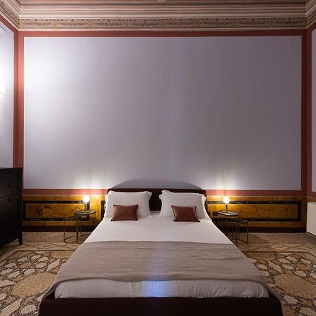 Palazzo Francesco Grassi Bed & Breakfast Aradeo Екстериор снимка