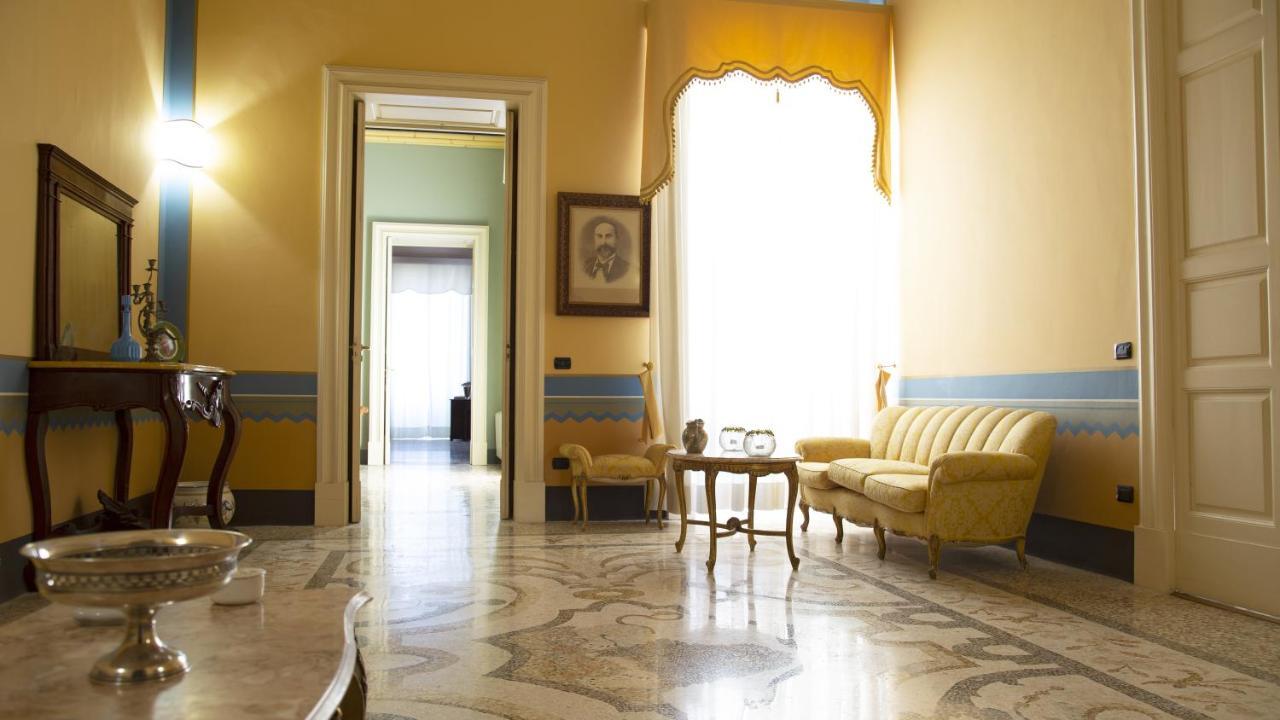 Palazzo Francesco Grassi Bed & Breakfast Aradeo Екстериор снимка