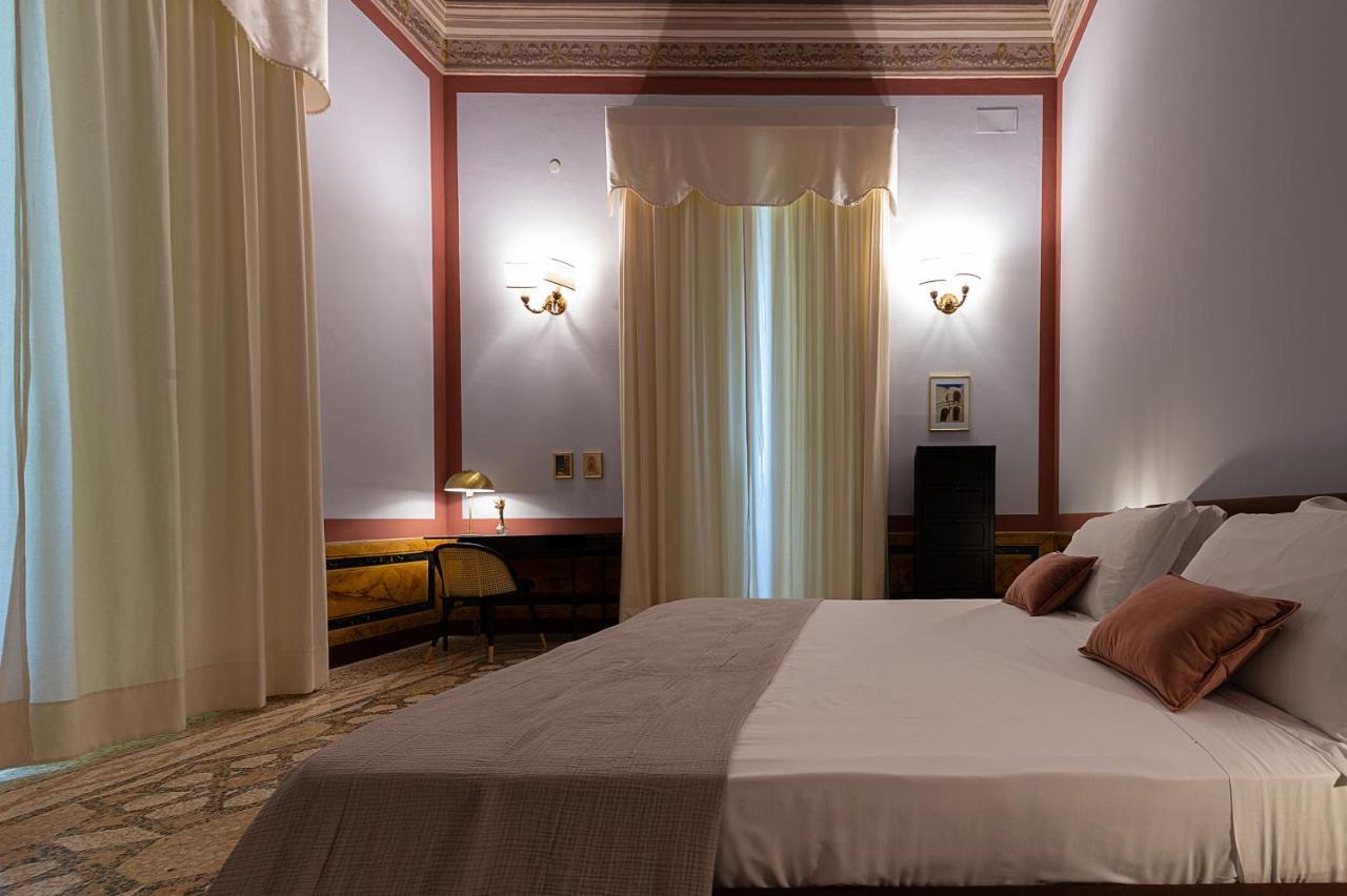 Palazzo Francesco Grassi Bed & Breakfast Aradeo Екстериор снимка