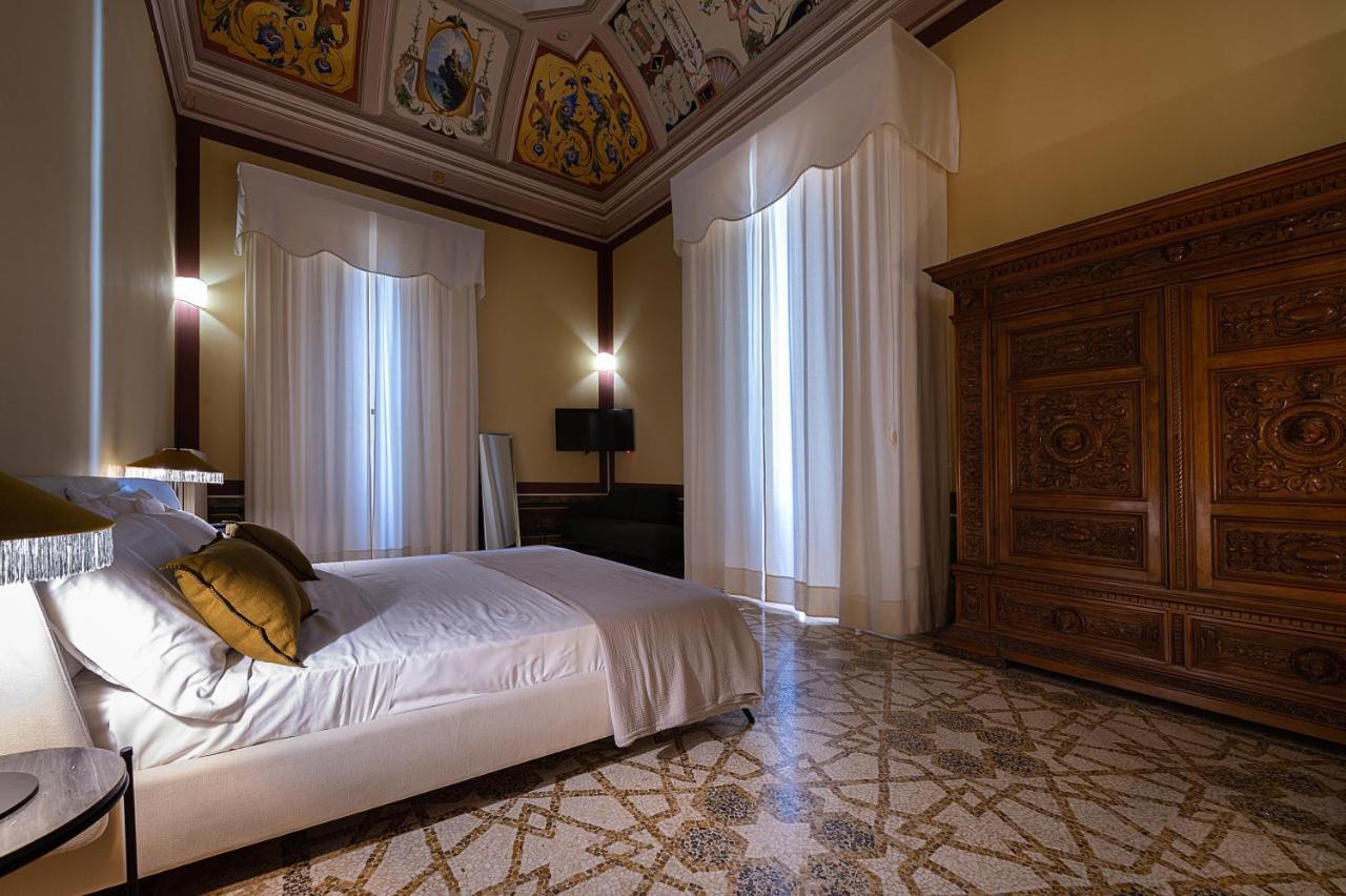 Palazzo Francesco Grassi Bed & Breakfast Aradeo Екстериор снимка