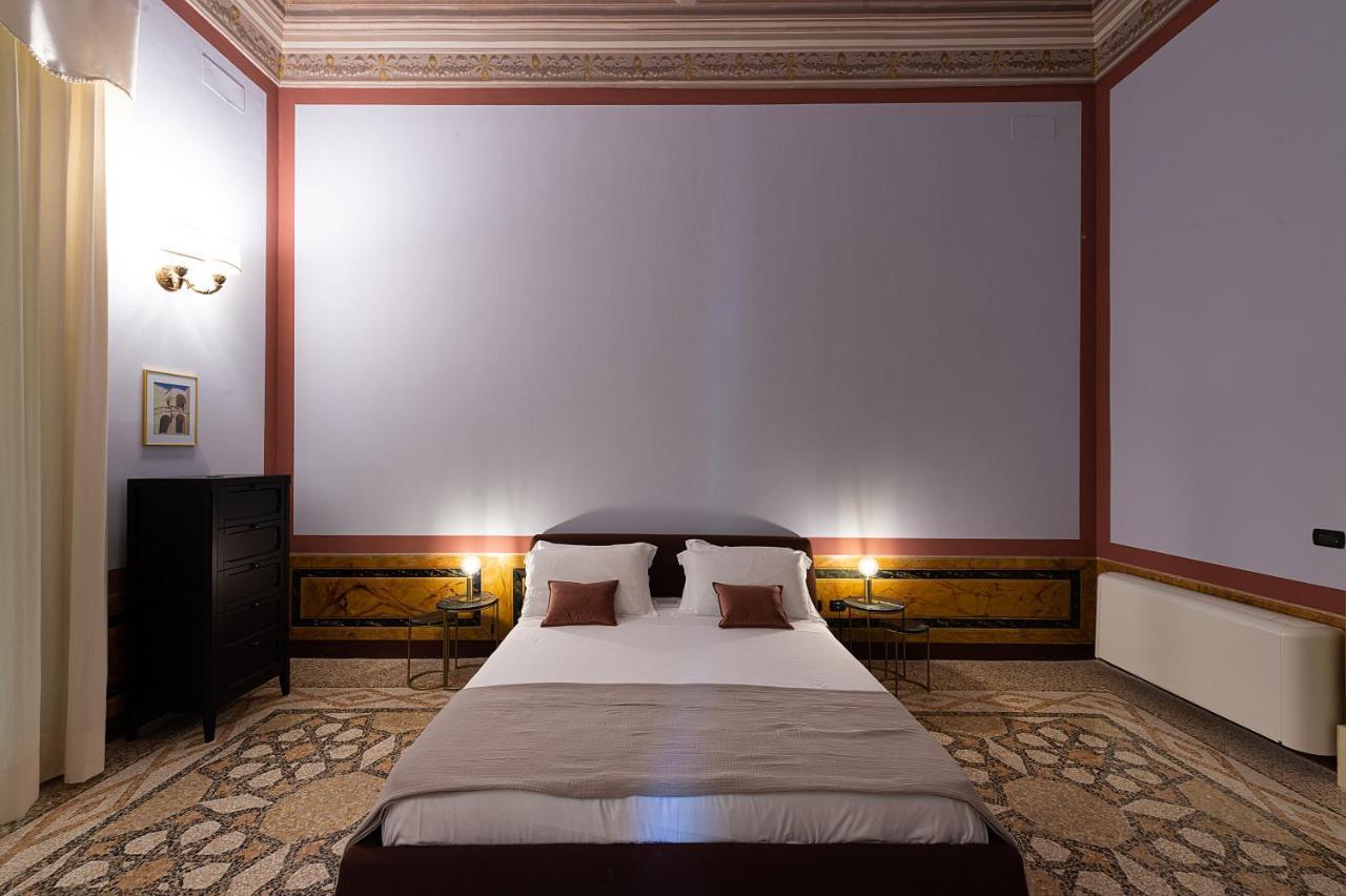 Palazzo Francesco Grassi Bed & Breakfast Aradeo Екстериор снимка