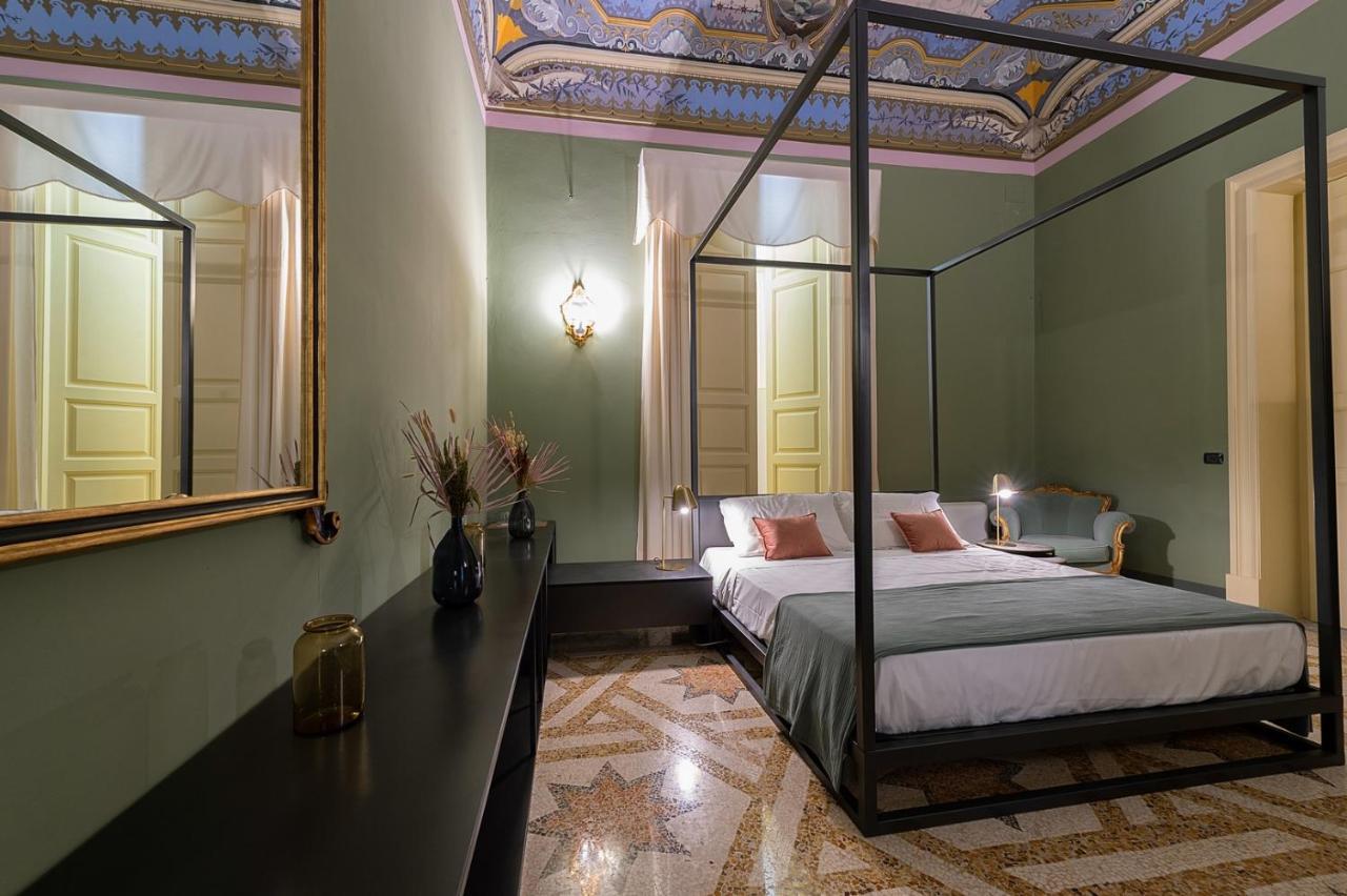 Palazzo Francesco Grassi Bed & Breakfast Aradeo Екстериор снимка