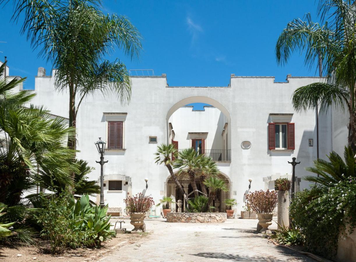 Palazzo Francesco Grassi Bed & Breakfast Aradeo Екстериор снимка